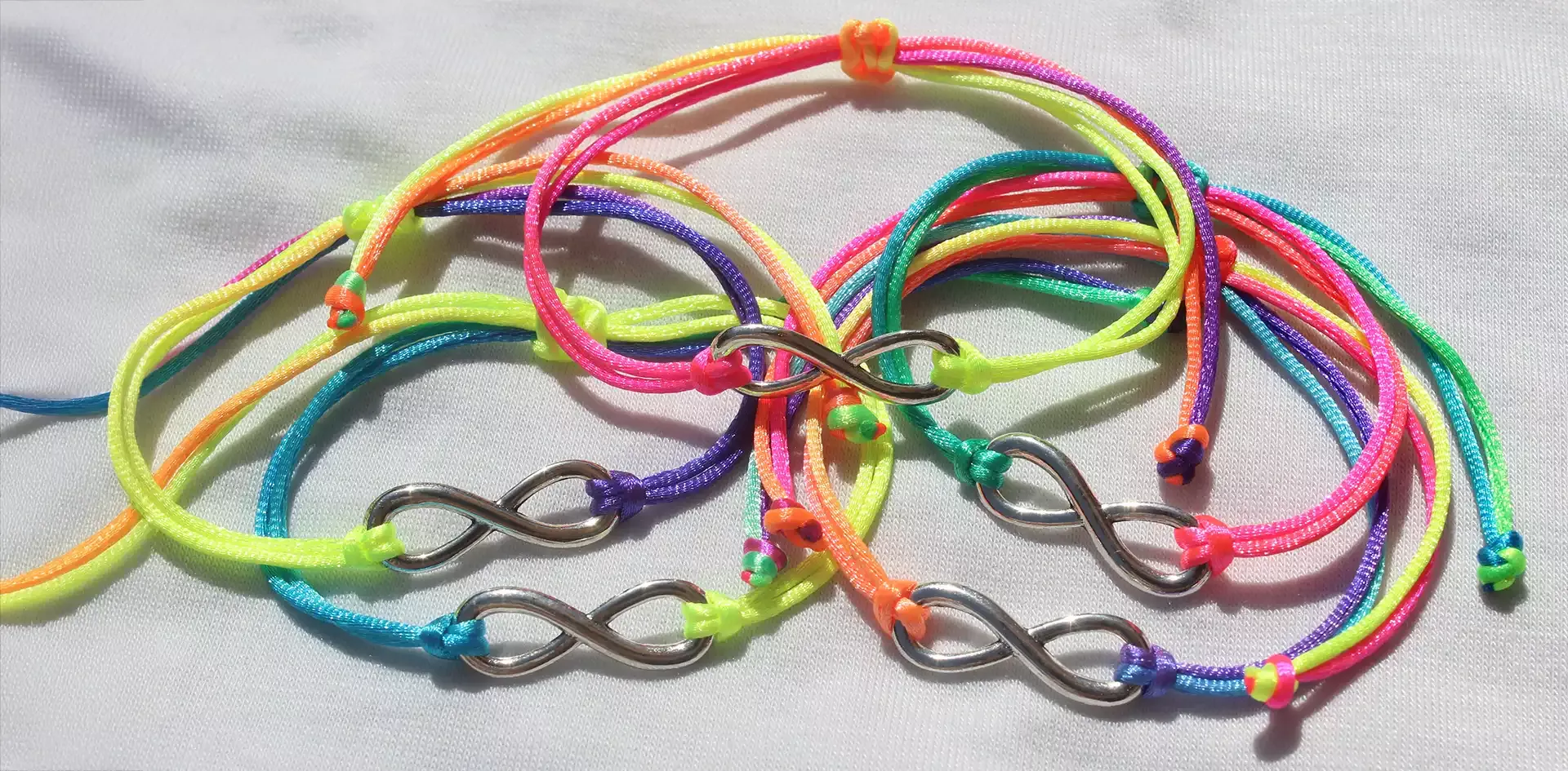 Merchandising de Viutea Associació